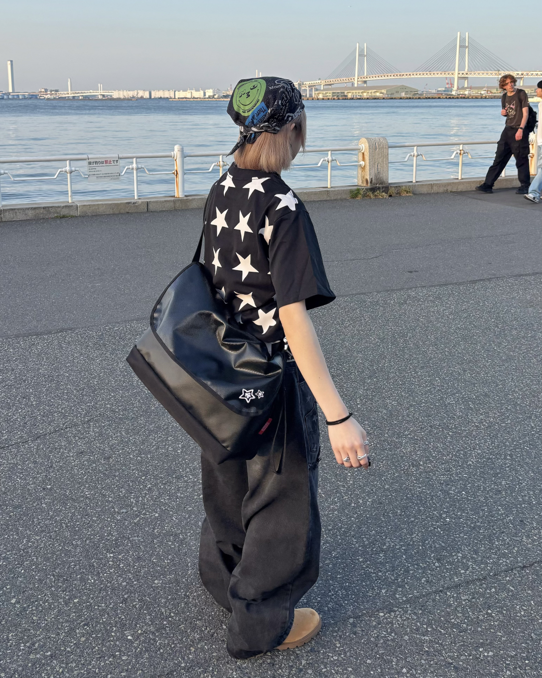 グラフィックスターTシャツ KM7168
