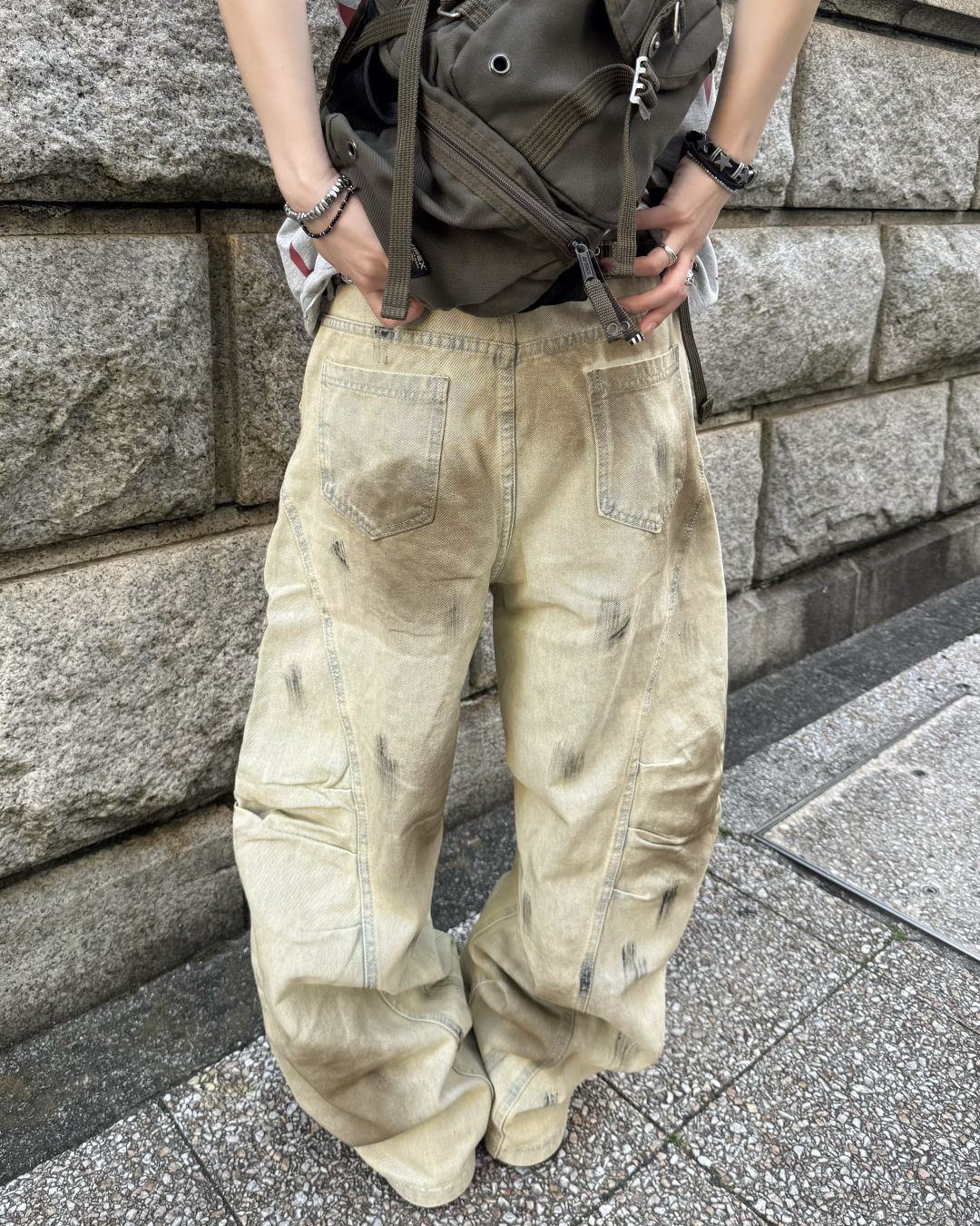 ダーティーウォッシュワイドパンツ KM7172