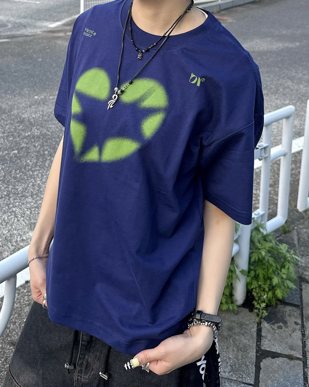 スプレープリントハートロゴ オーバーサイズTシャツ KM7189