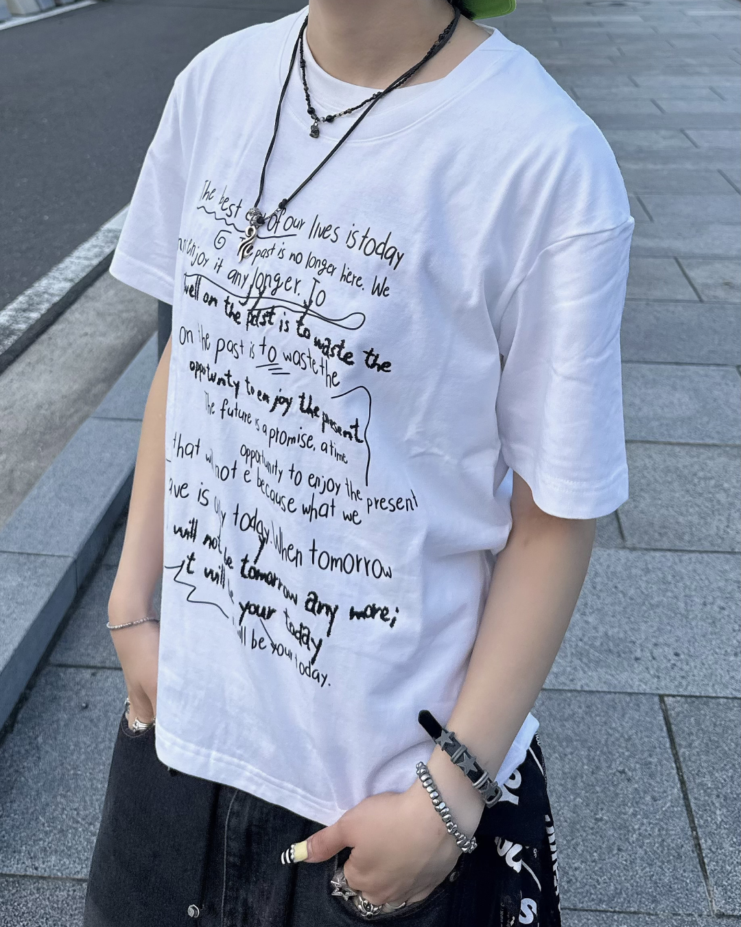グラフィックデザインTシャツ KM7210