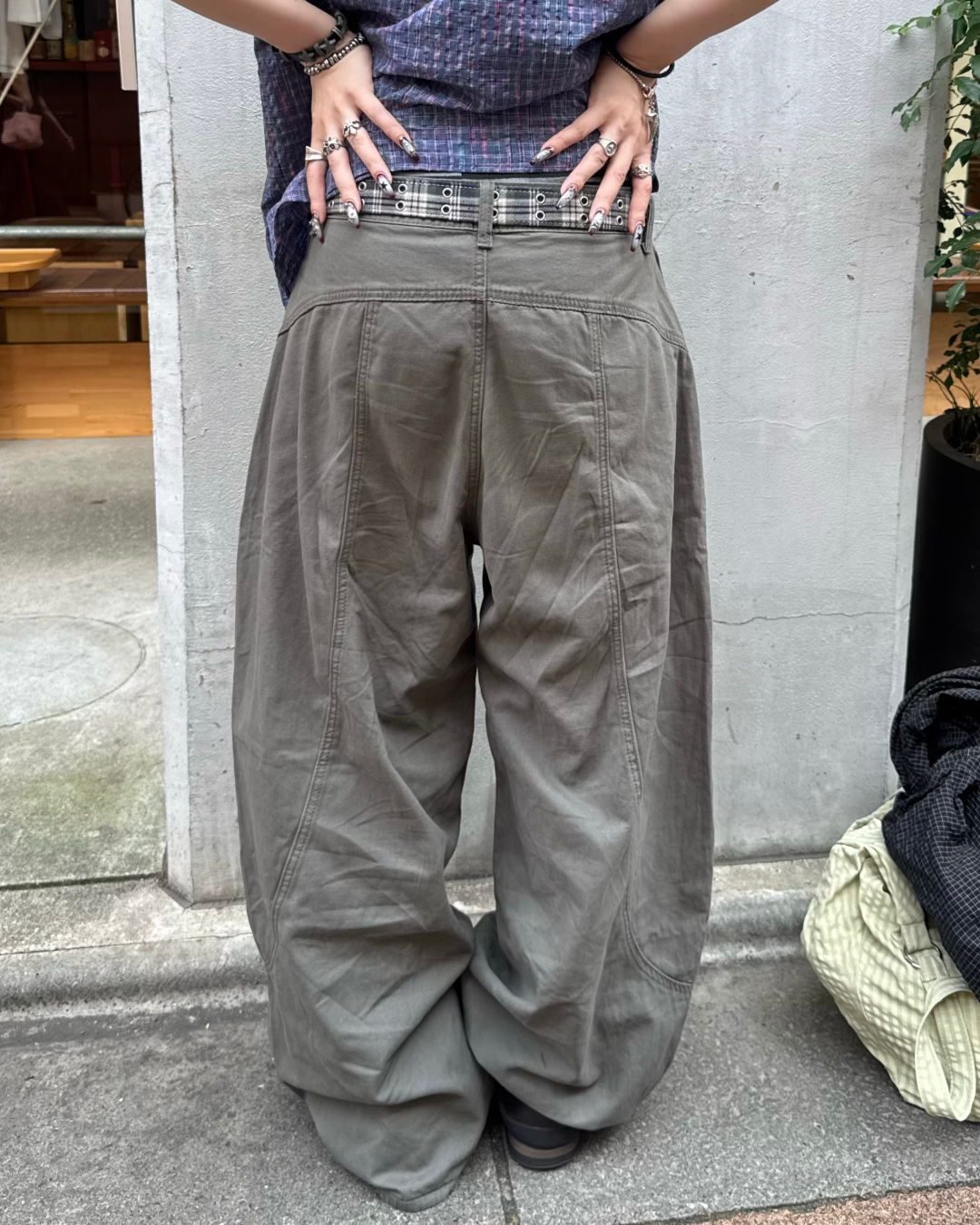 グリーンワイドレッグパンツ KM7286