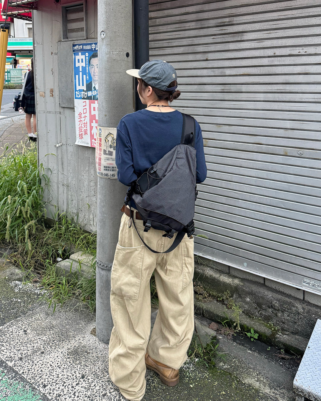 Vネックボタントップス KM7344
