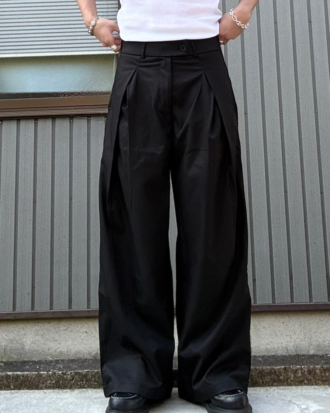 2タックワイドレッグスラックス KN0114
