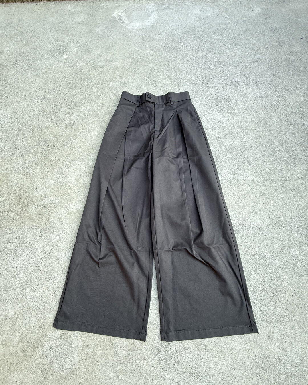 2タックワイドレッグスラックス KN0114