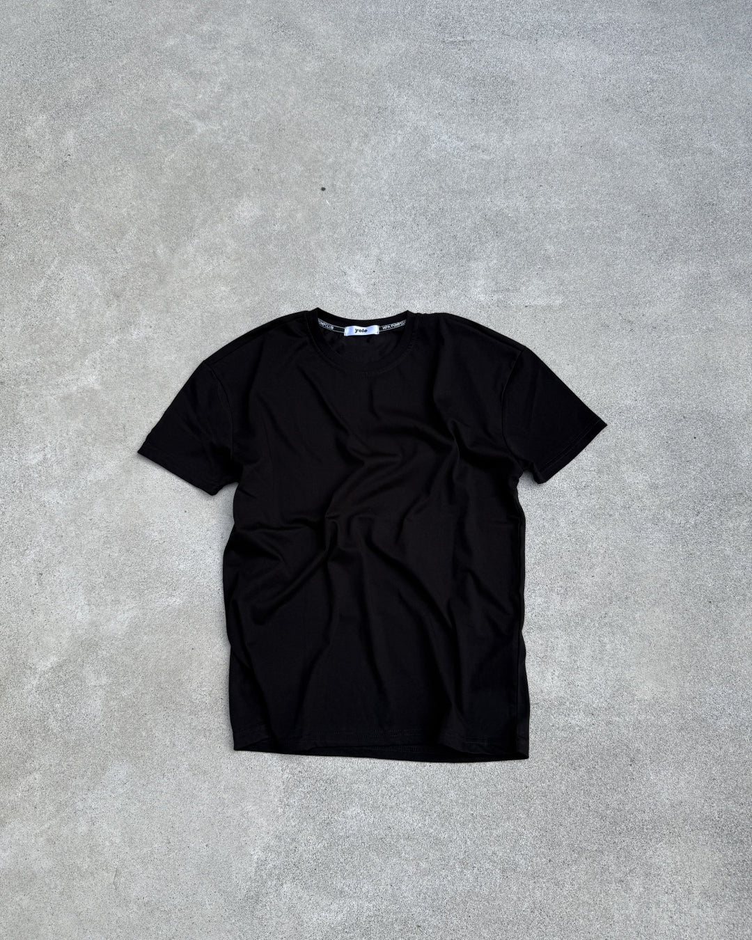 スリムフィットTシャツ KN0145