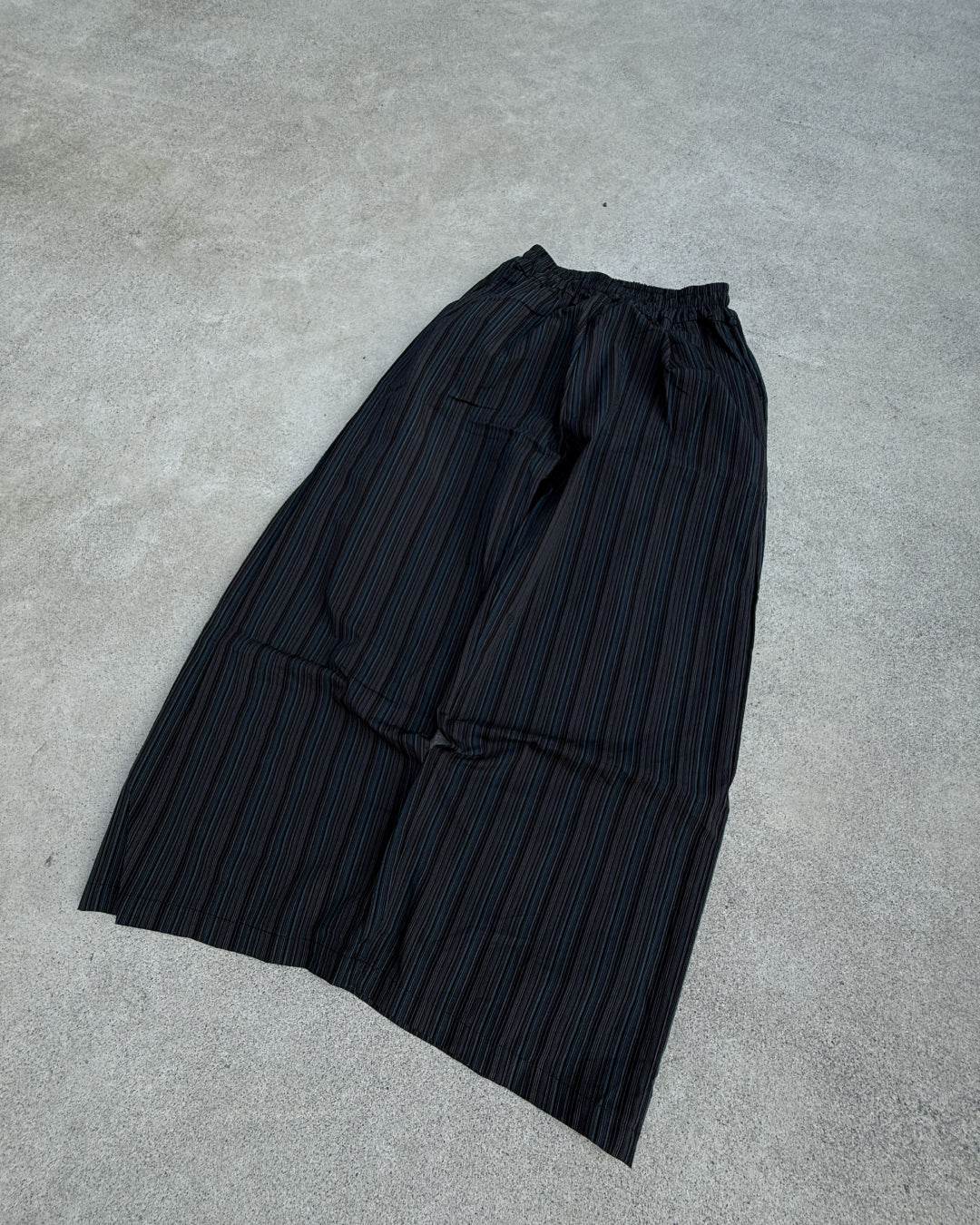 ストライプワイドレッグパンツ KN0151