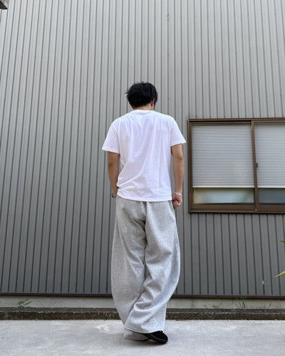 モノクロアートグラフィック半袖T KN0197