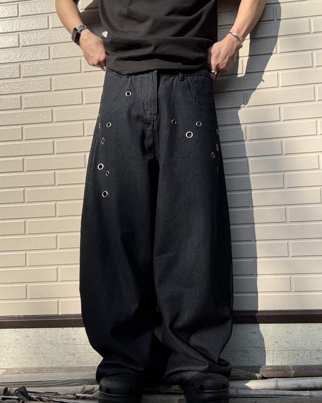 アイレットチェーンワイドバギーパンツ KN0272