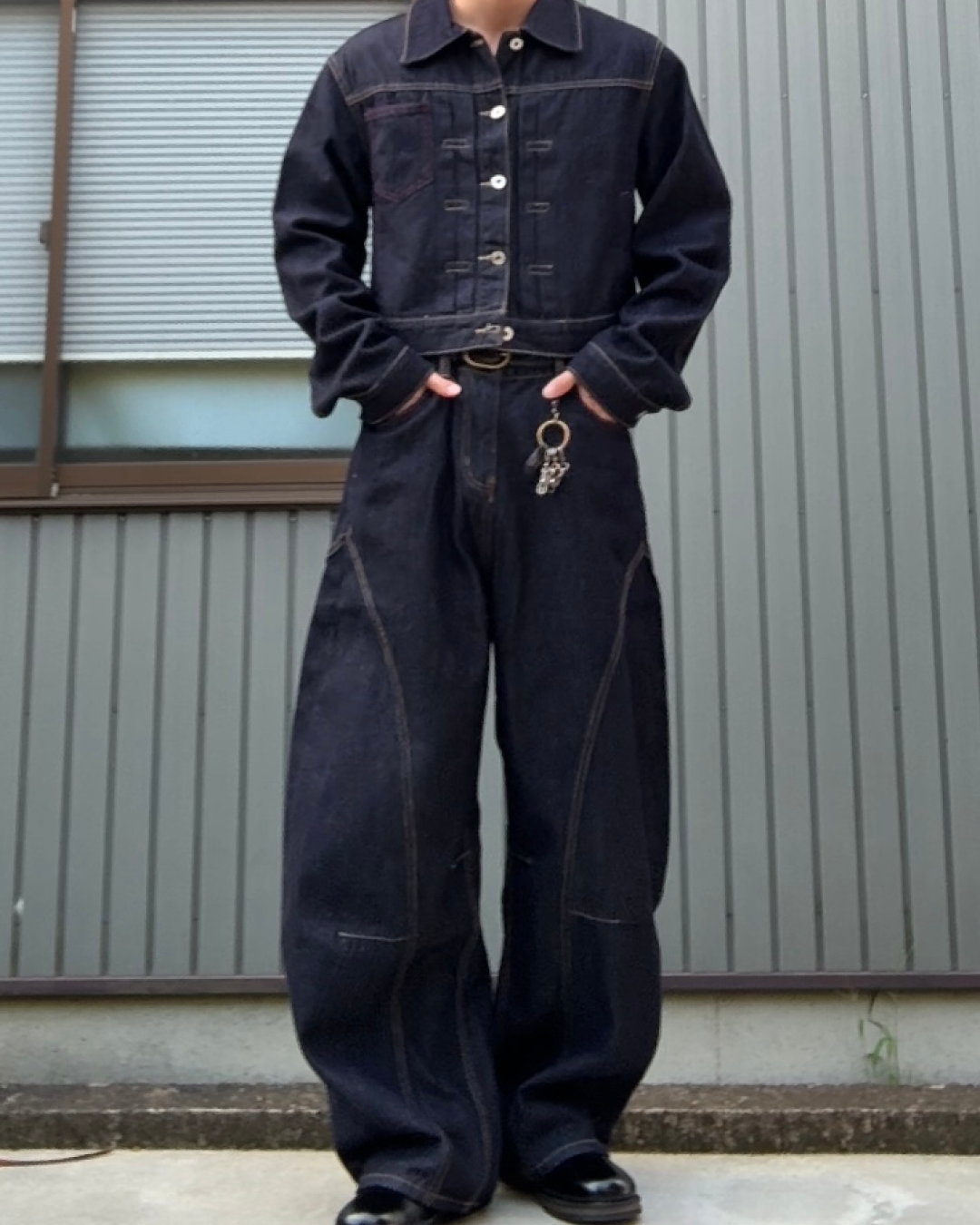 ステッチブルーワイドデニムパンツ KN0359