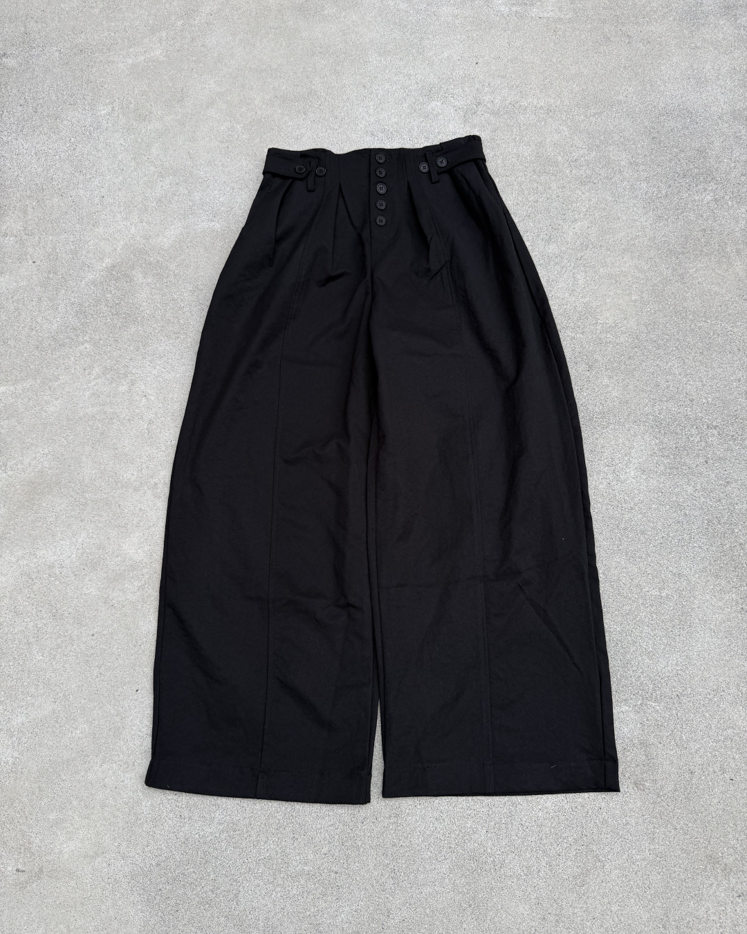 ボタンフライワイドレッグパンツ KN0382