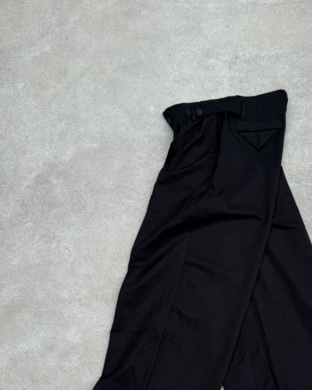 ボタンフライワイドレッグパンツ KN0382
