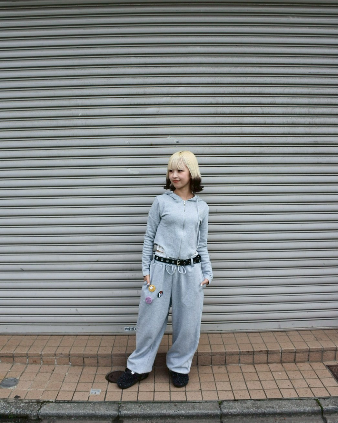 【11/25 19:00販売開始 オリジナル 即納】バッジデザインレイヤードスウェットパンツ KR6001