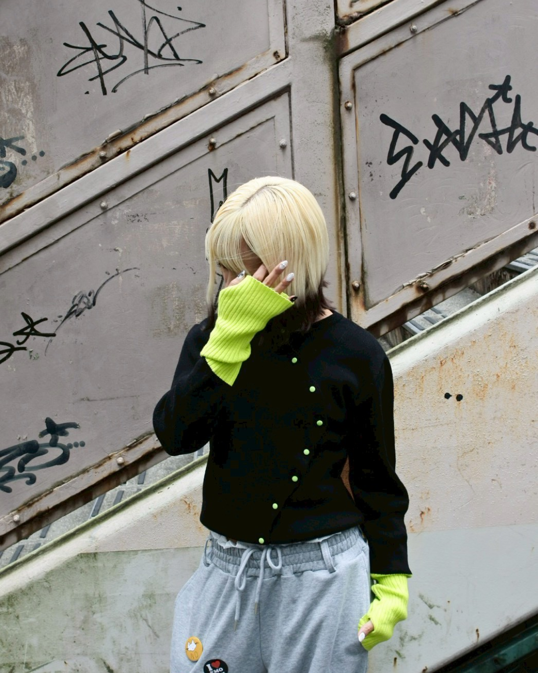 【11/25 19:00販売開始 オリジナル 即納】ウェーブツートンカーディガン KR6003