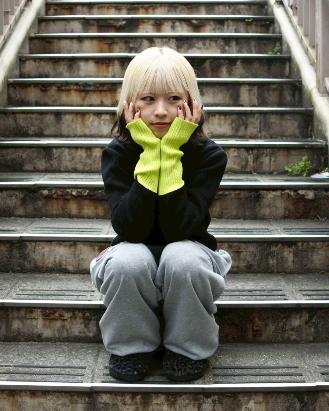 【11/25 19:00販売開始 オリジナル 即納】ウェーブツートンカーディガン KR6003