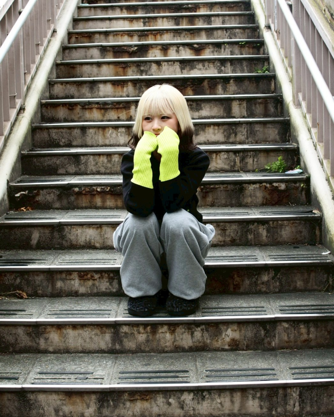 【11/25 19:00販売開始 オリジナル 即納】ウェーブツートンカーディガン KR6003