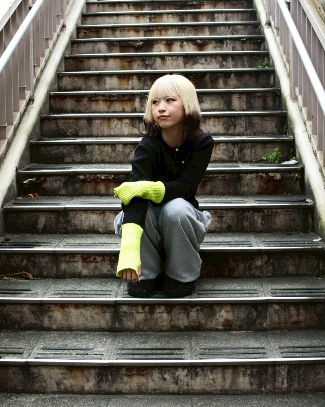 【11/25 19:00販売開始 オリジナル 即納】ウェーブツートンカーディガン KR6003