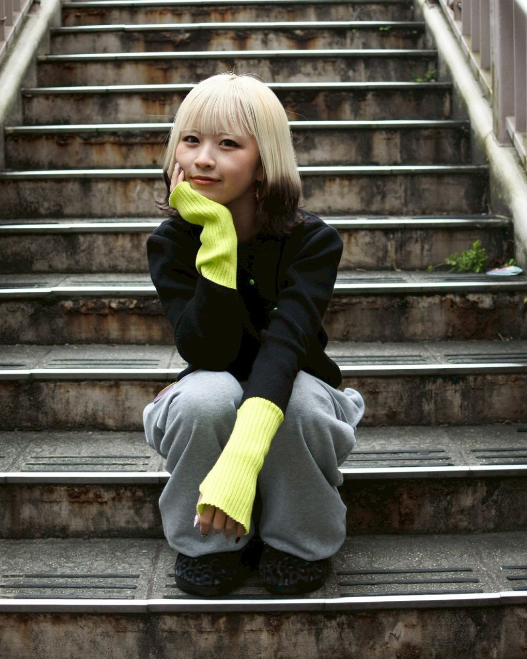 【11/25 19:00販売開始 オリジナル 即納】ウェーブツートンカーディガン KR6003