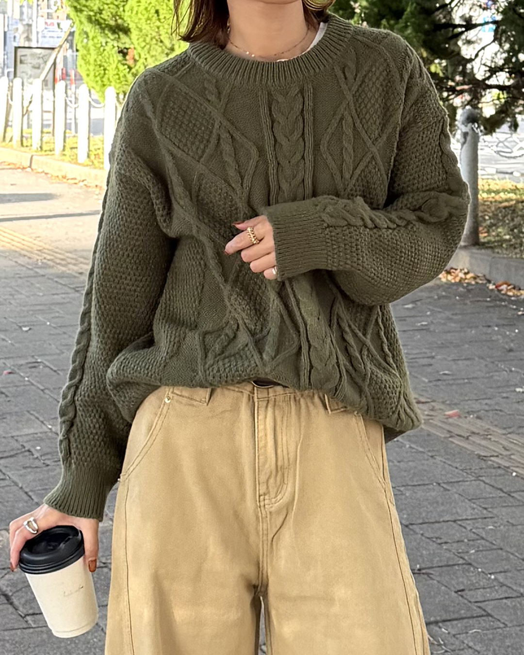 ケーブルクルーネックニットセーター KU0049