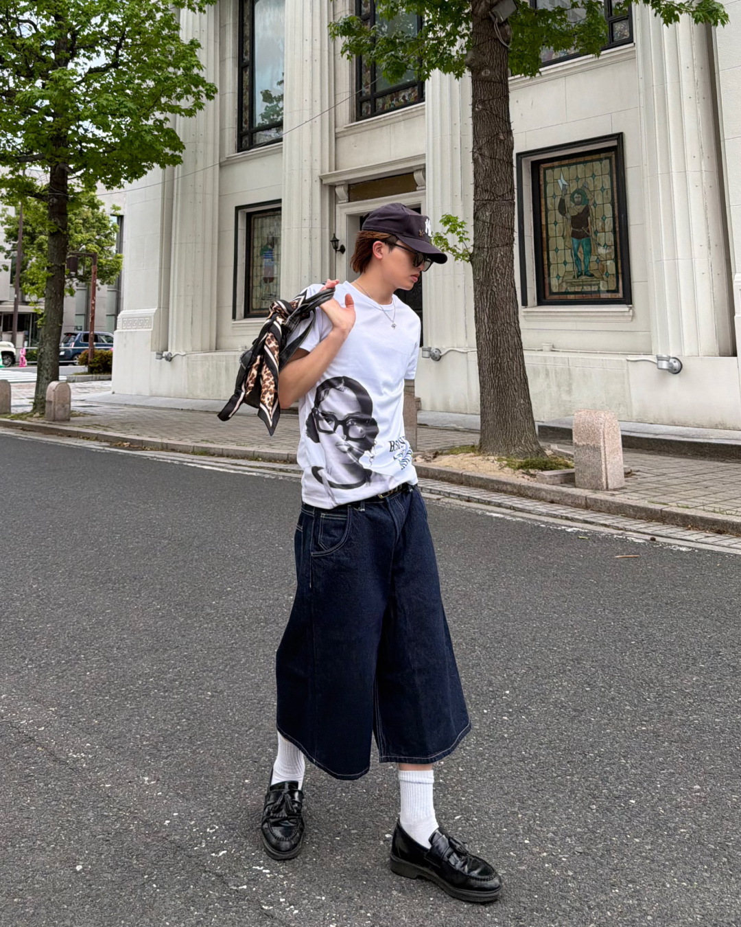 フェイスグラフィックロゴTシャツ MK0009