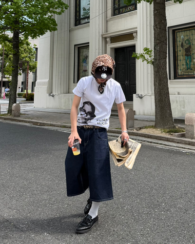 フェイスグラフィックロゴTシャツ MK0009