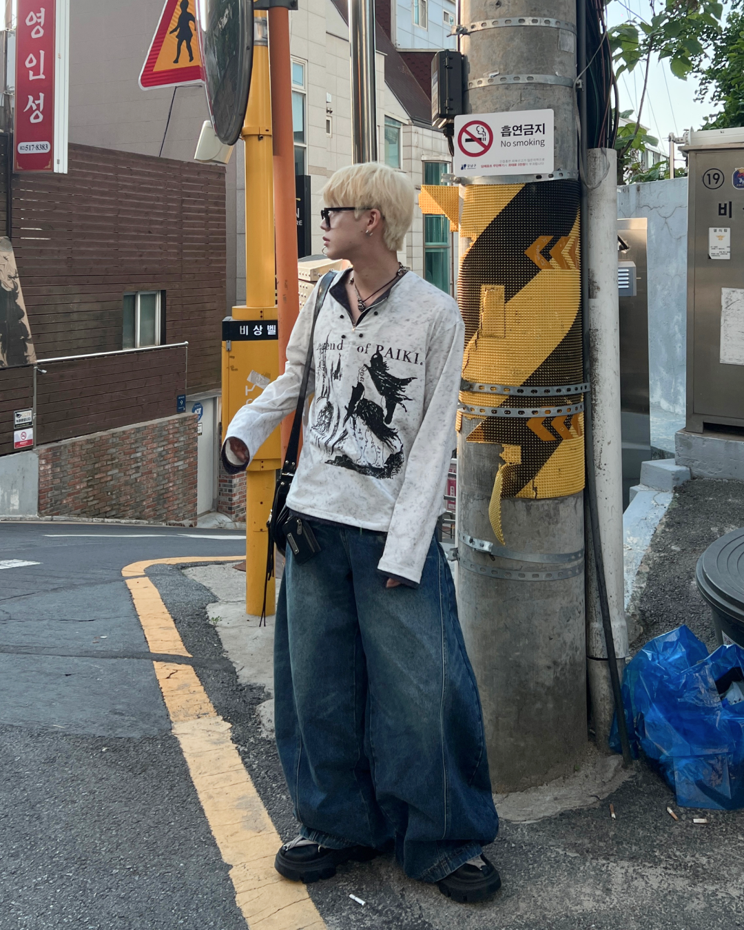 ウォッシュデザインカーブデニム MO1019 – YOLO(ヨロ)|ファッション通販 ウォッシュデザインカーブデニム MO1019 – YOLO(ヨロ)|ファッション通販