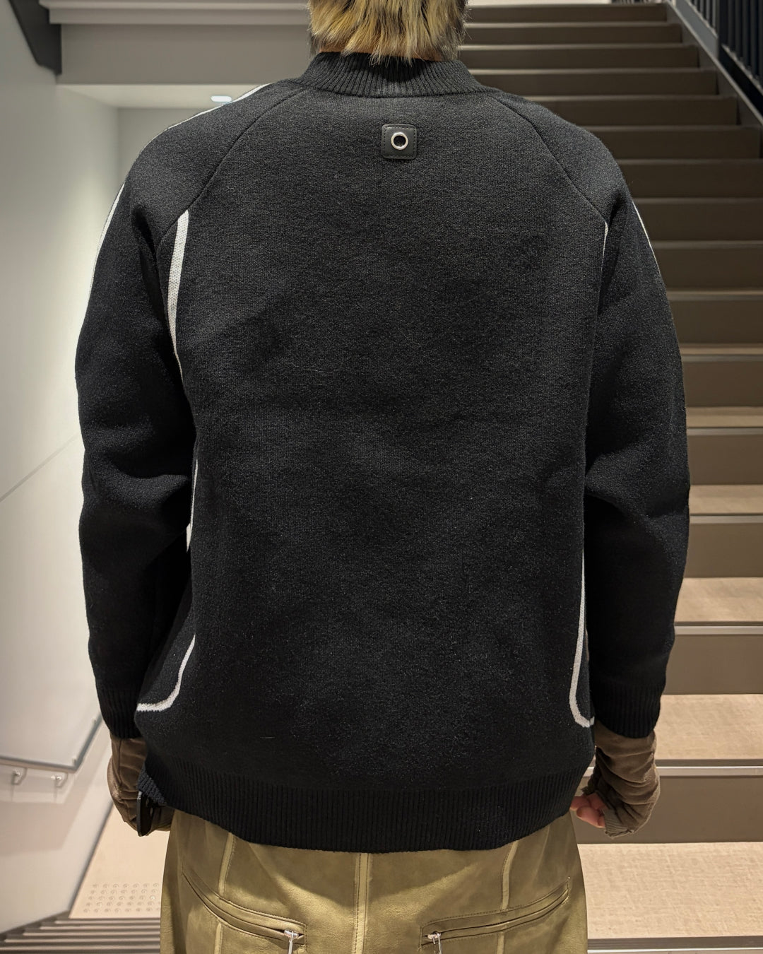 フロントロゴジップニット MO1215