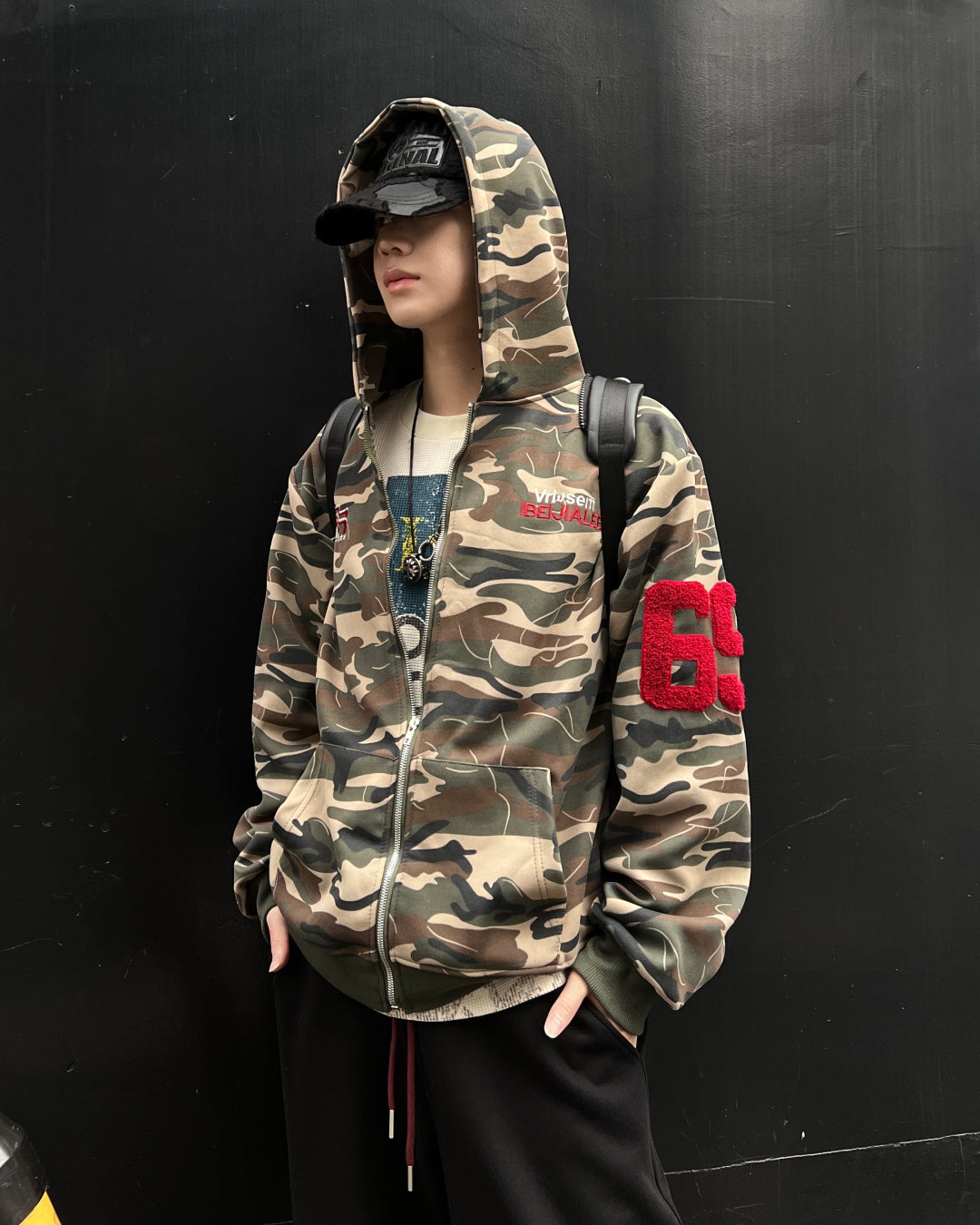 迷彩ロゴジップパーカー MO1219