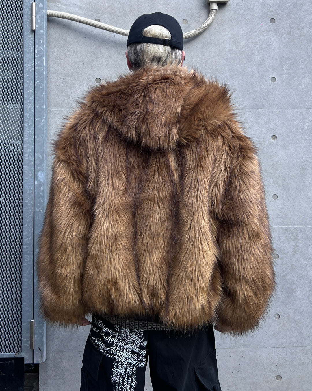 yoloファー付きブラックジャンパー 即納】フードファーパーカー HZ0036 – YOLO（ヨロ）｜ファッション通販