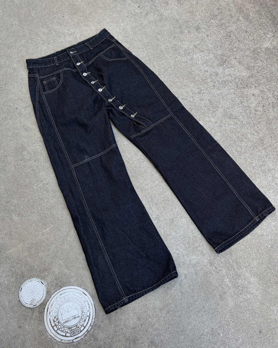 ステッチデザインデニムパンツ MO3013