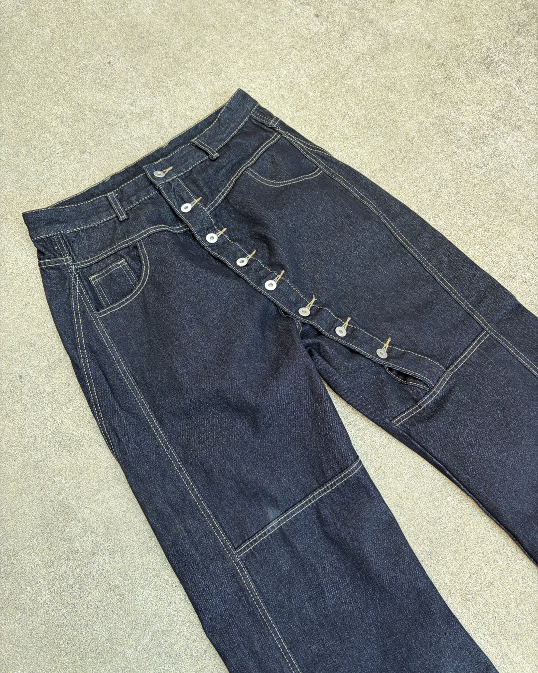 ステッチデザインデニムパンツ MO3013