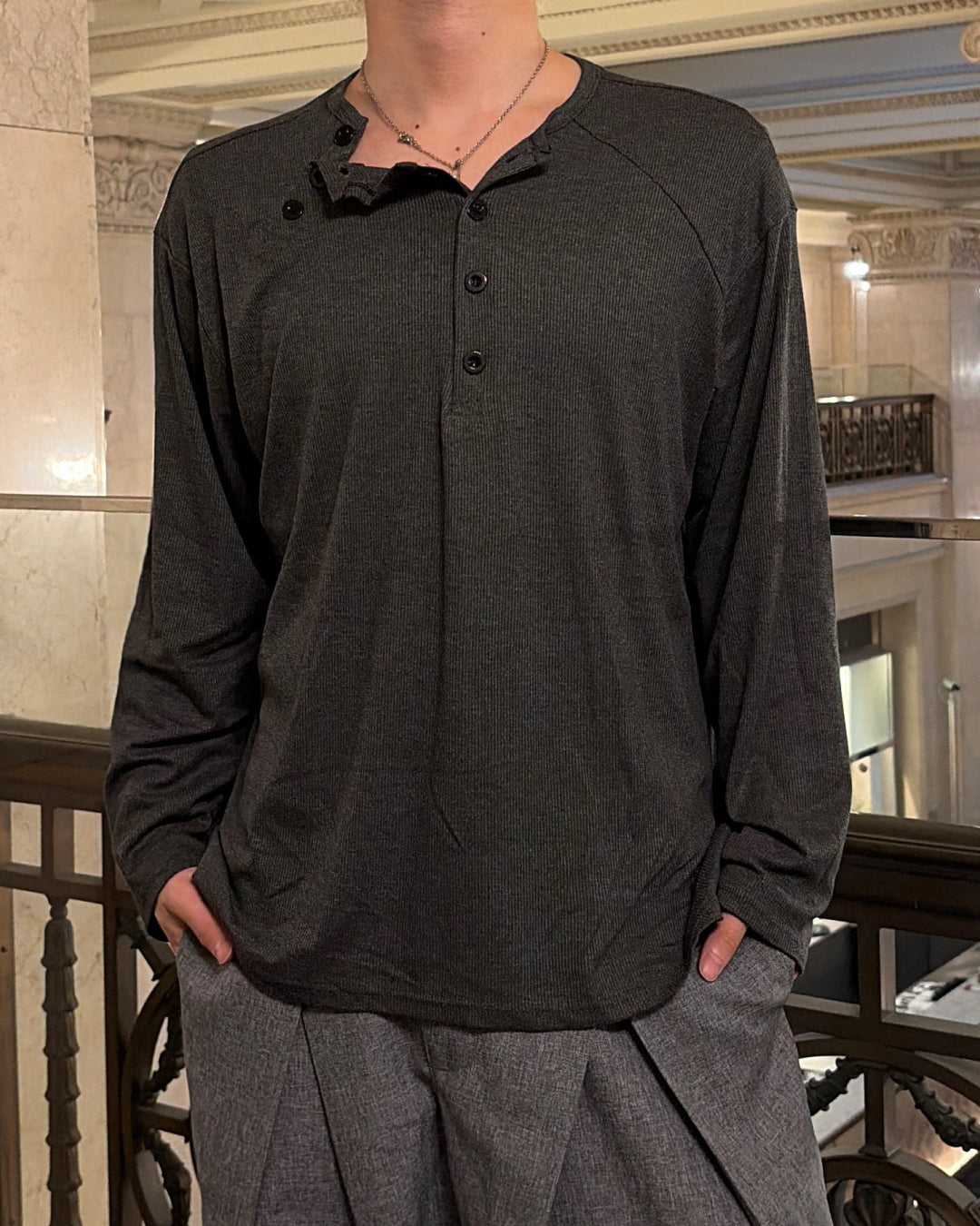 ボタンラインヘンリーカットソー MO3056