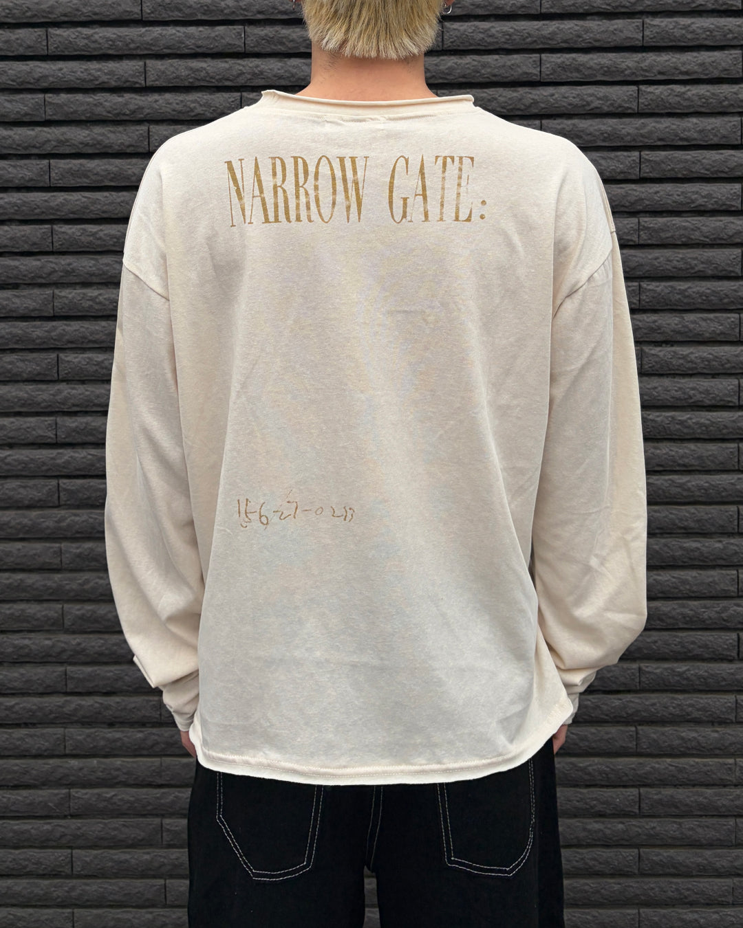 グラフィックロングTシャツ MO3087