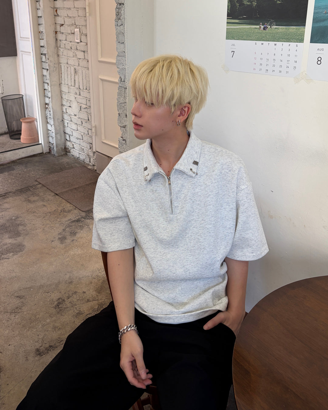 ピアスデザインハーフジップTシャツ MO3101