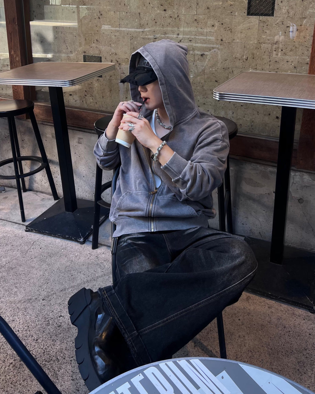 OAMC ダニエルジョンストン イタリア製 ドローイング スウェットパーカー 黒 即納】ウォッシュ加工パーカー MO5002 – YOLO（ヨロ）｜ファッション通販