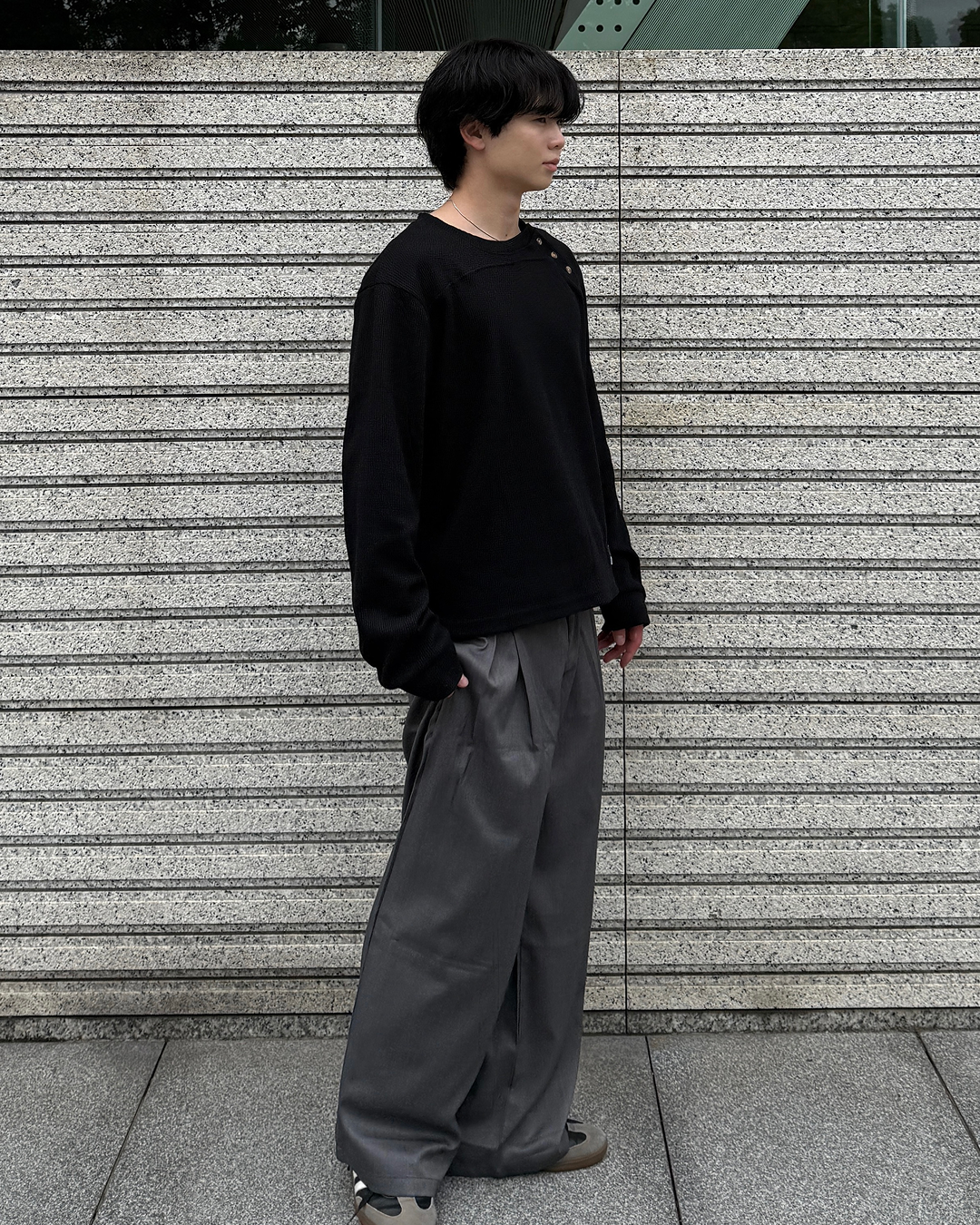 アシンメトリーワッフルヘンリーネックニットトップス ME0010