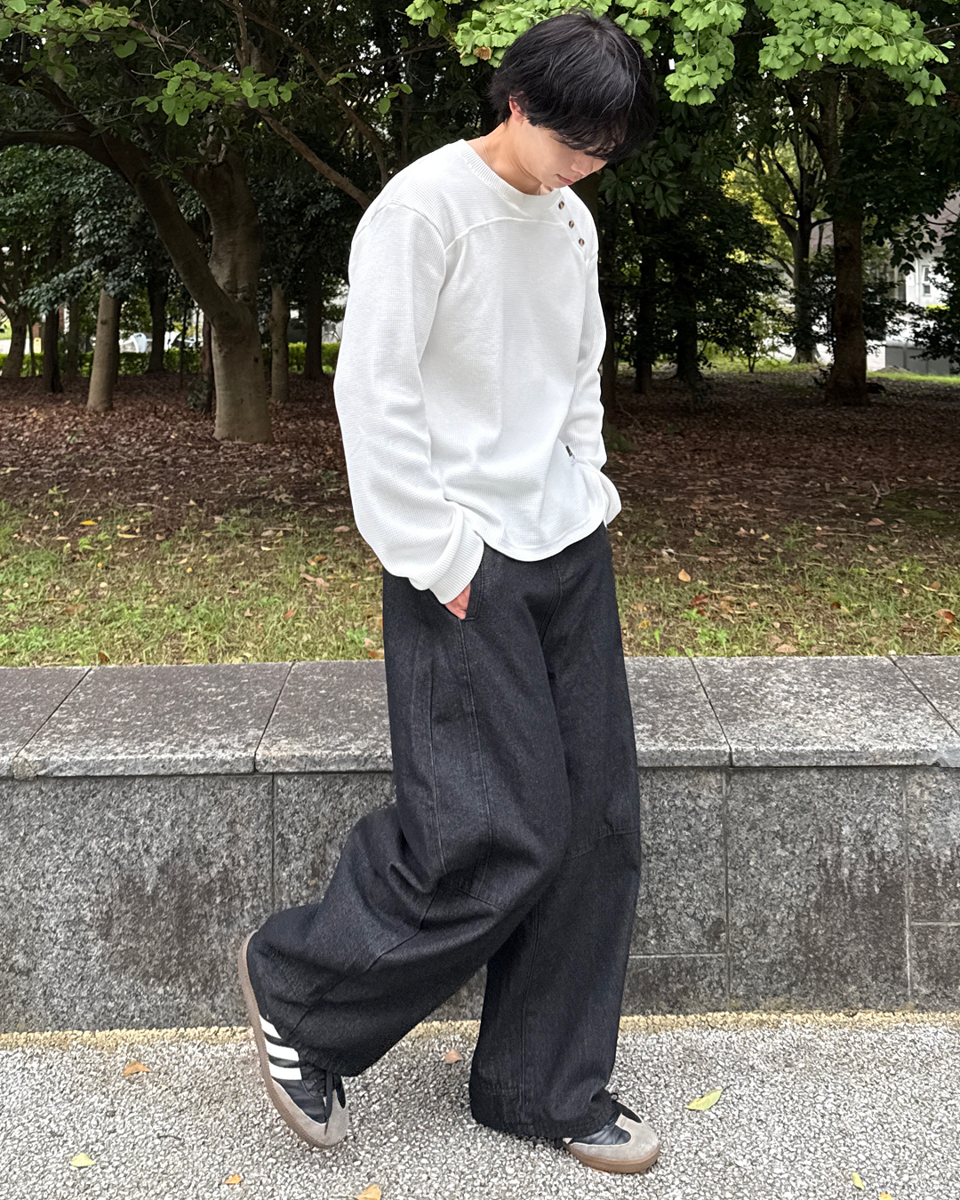 ノンウォッシュドワイドバギーデニムパンツ ME0014