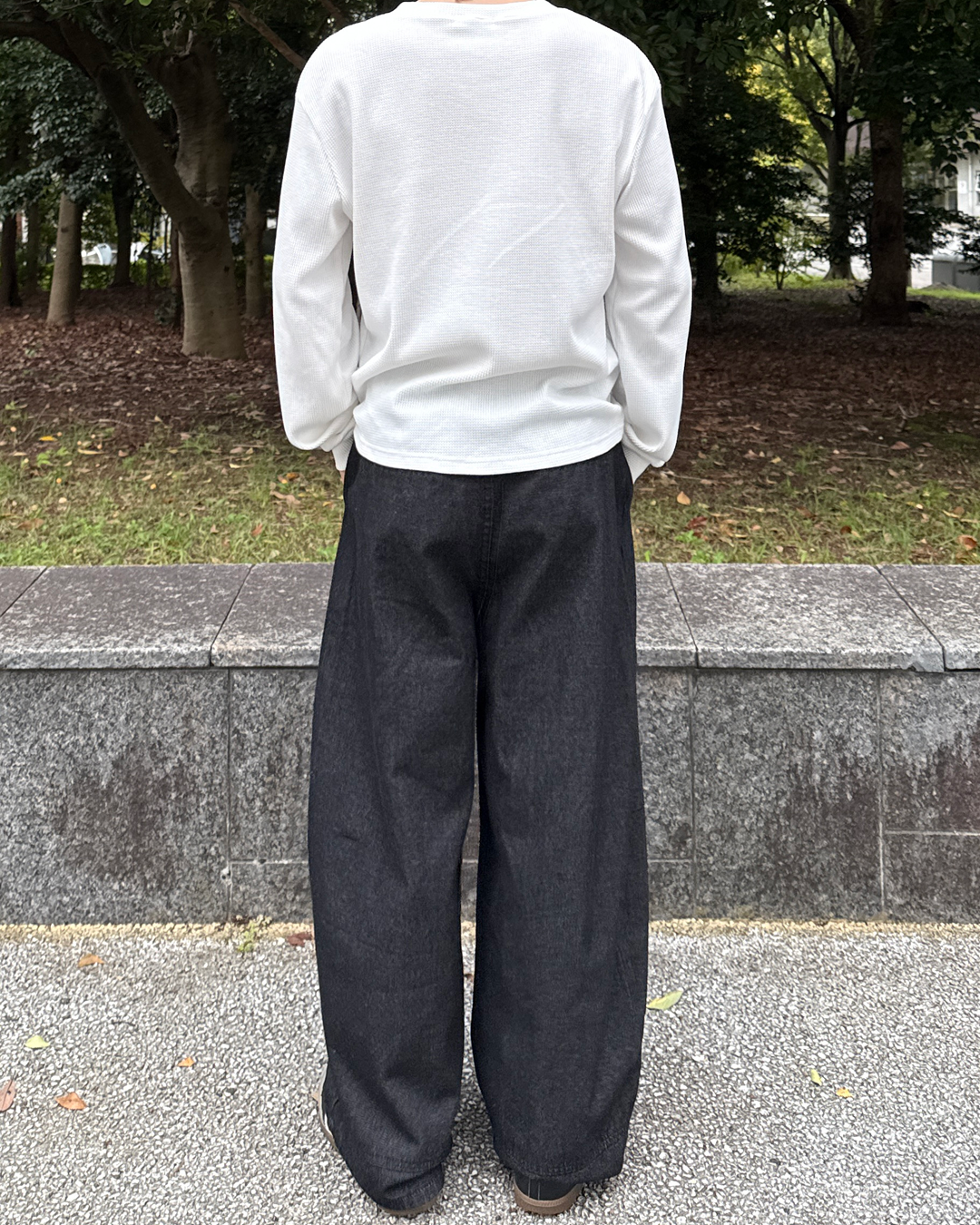 ノンウォッシュドワイドバギーデニムパンツ ME0014