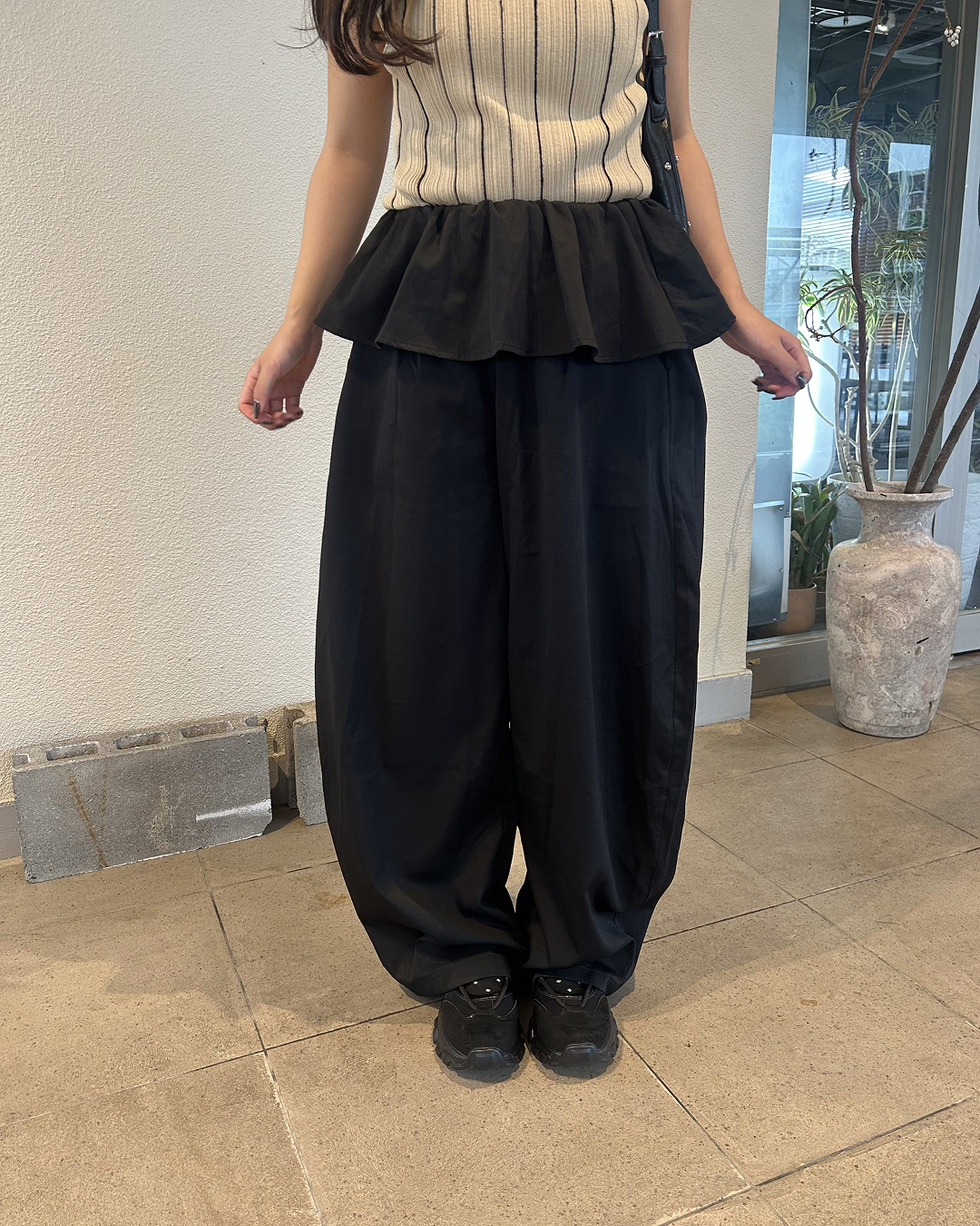 フェイクツーピースバレルレッグパンツ
MY0019