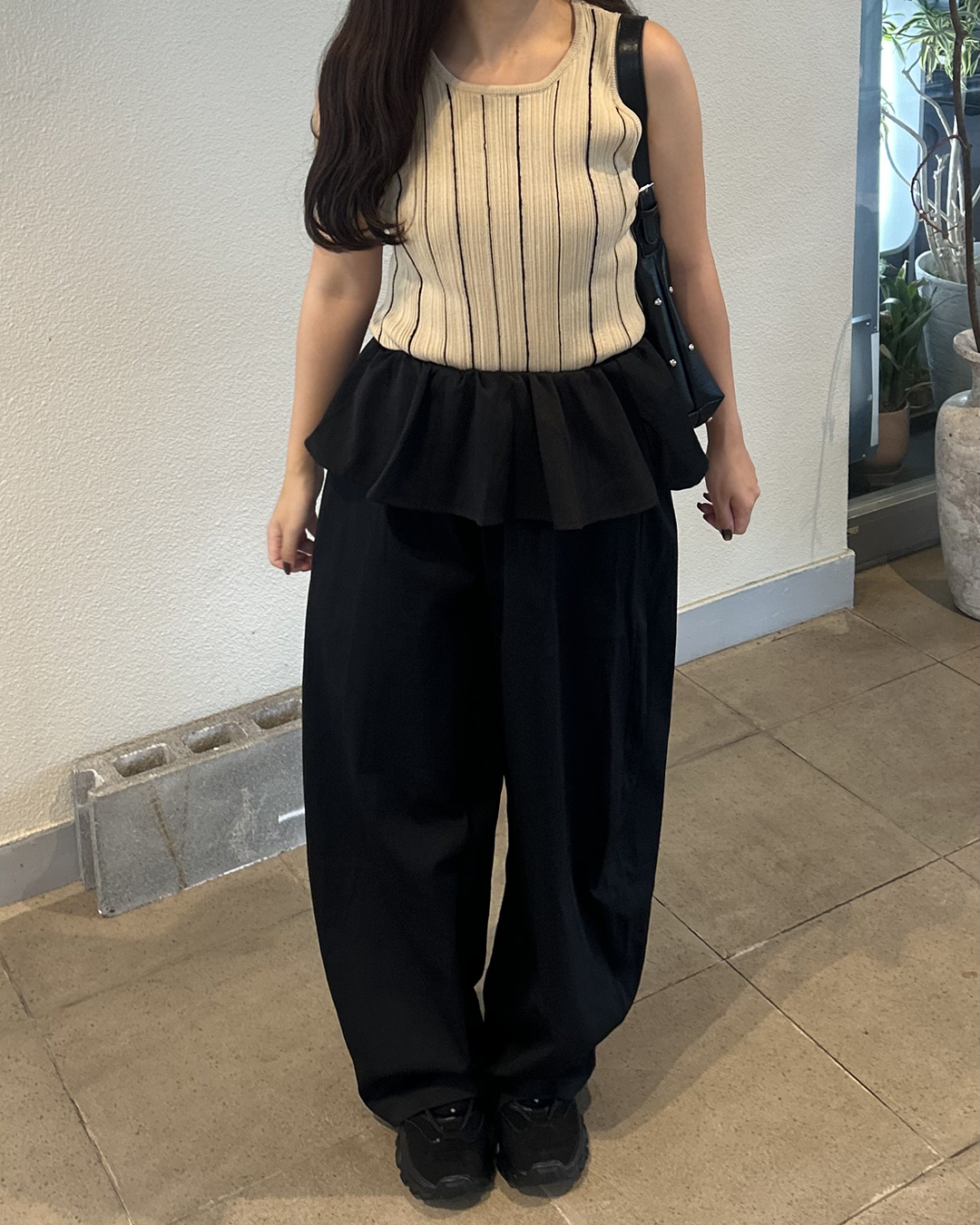 フェイクツーピースバレルレッグパンツ
MY0019