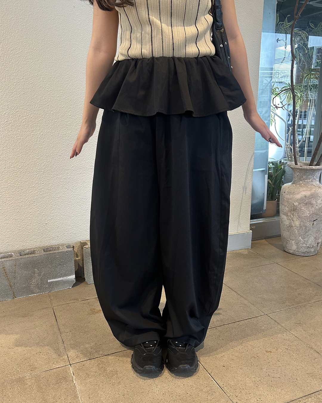 フェイクツーピースバレルレッグパンツ
MY0019