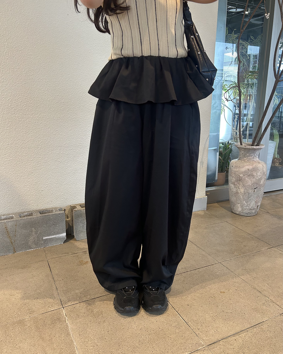 フェイクツーピースバレルレッグパンツ
MY0019