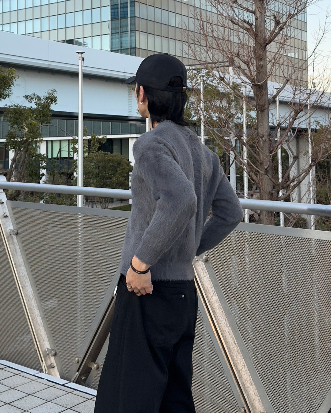 マイクロファーVネックニットプルオーバー NA1116