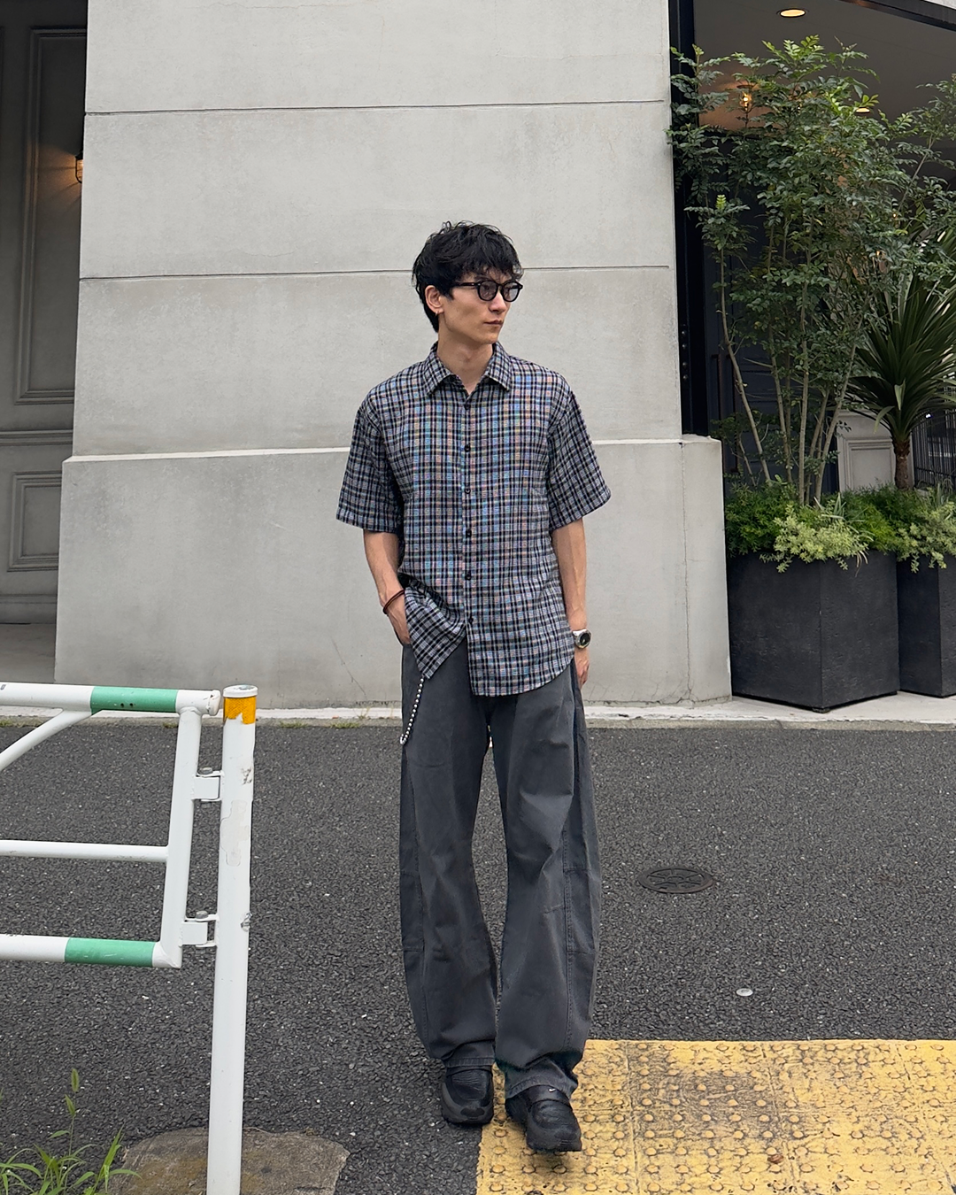 ダークチェックドロップショルダーショートスリーブブラウス
NA1169