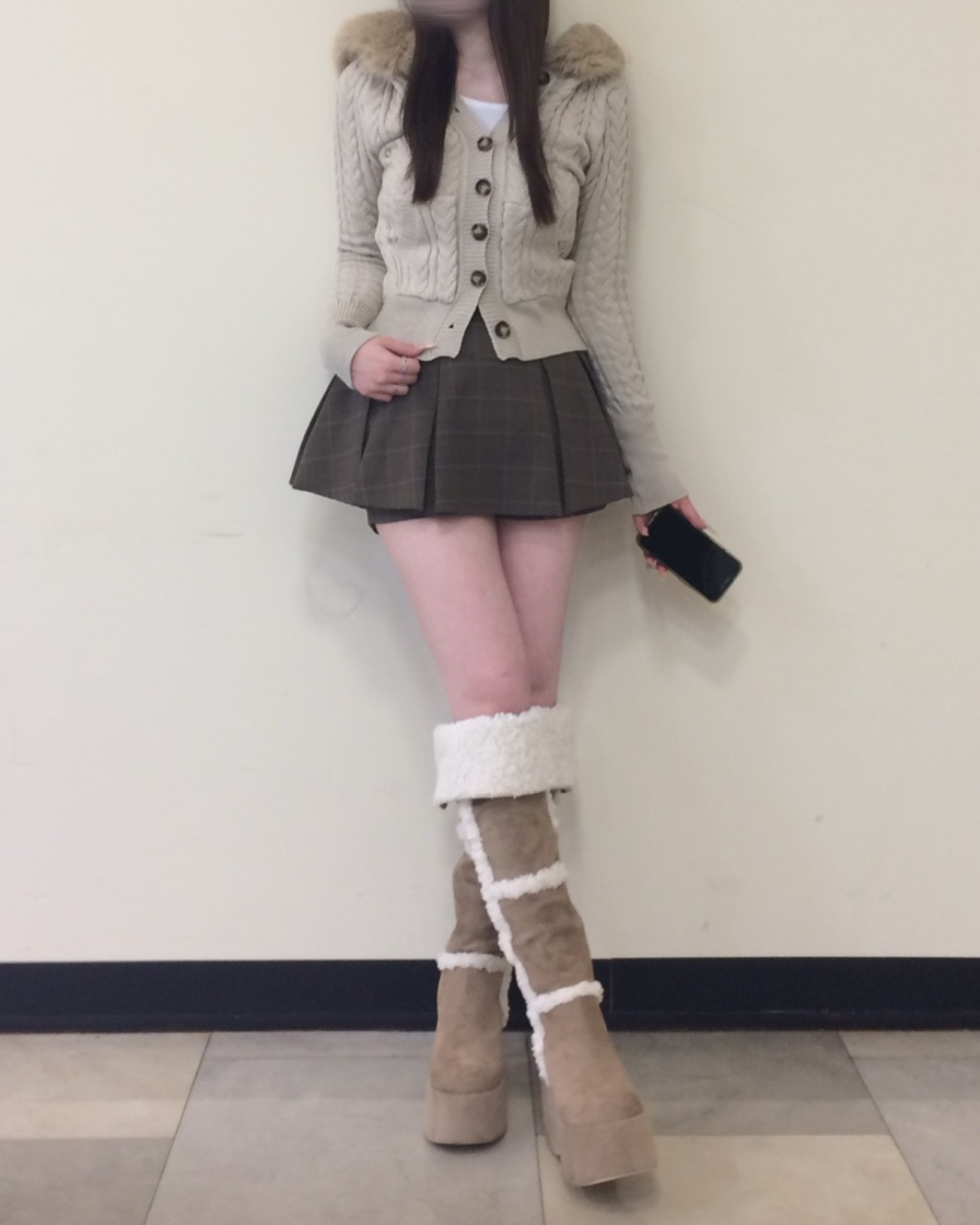 ニットファーフーディカーディガン
NO0168