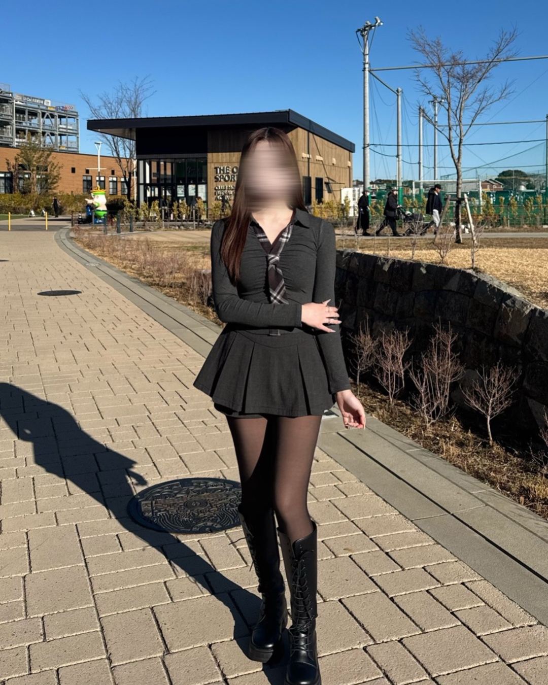 レースアップレザーライク厚底ブーツ
NO0170