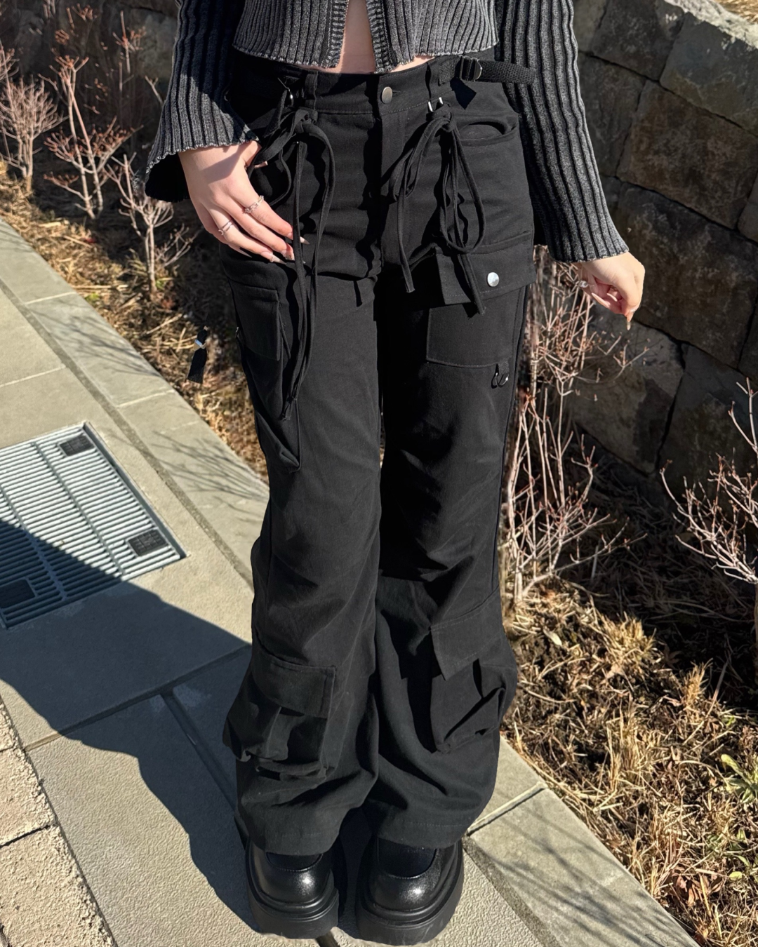 マルチポケットデザインフレアカーゴパンツ
NO0175