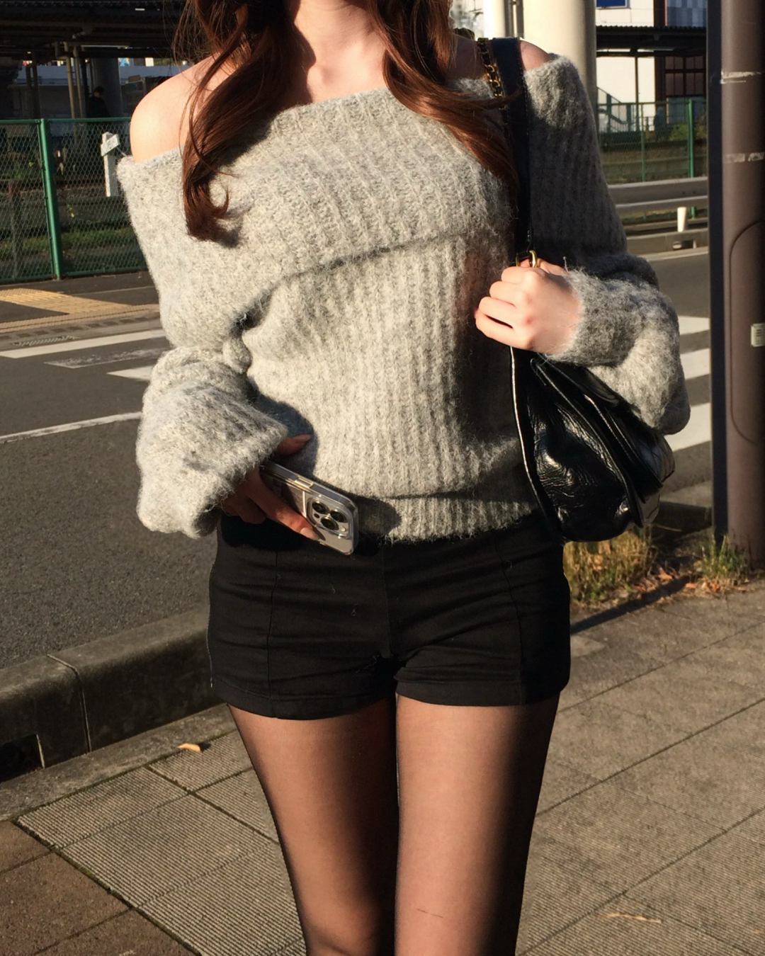 【即納】オフショルダーローゲージニット NO5004