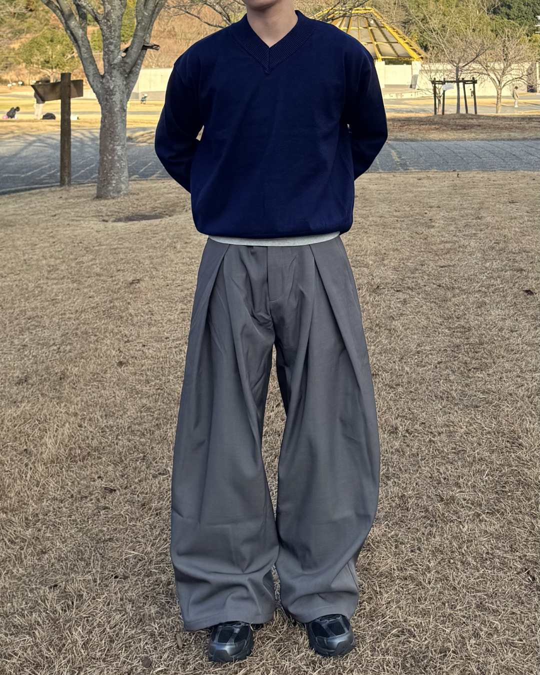 Ｖネックマルチセーター
NS0008