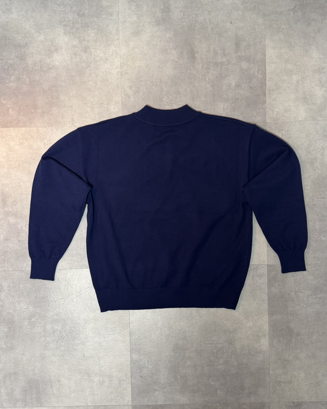 Ｖネックマルチセーター
NS0008