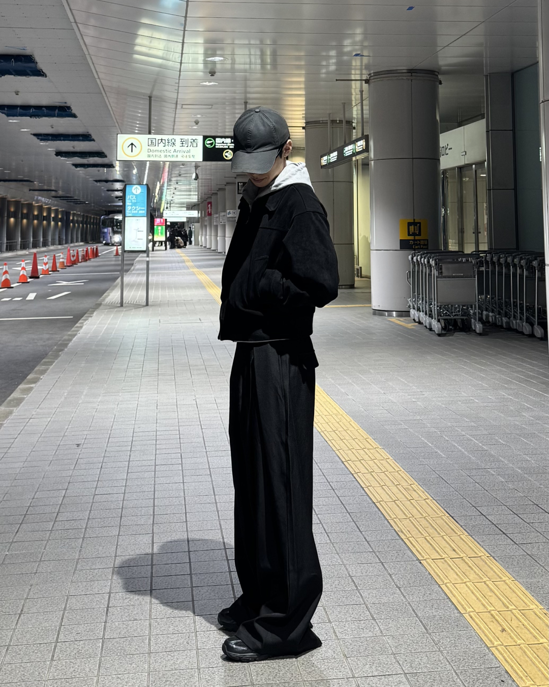 タックバルーンシルエットパンツ
NS1000